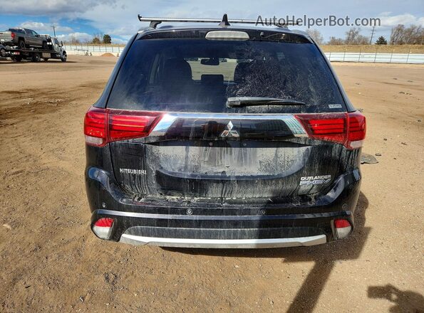 JA4J24A55JZ045135 2018 MITSUBISHI OUTLANDER Черный Вид салона спереди