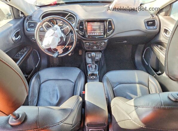 3C4NJDCB2MT527473 2021 JEEP COMPASS Белый Вид щитка приборов