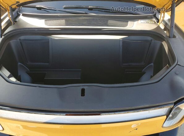 7FCTGAAA2PN019677 2023 RIVIAN RIT Желтый Вид подкапотного пространства
