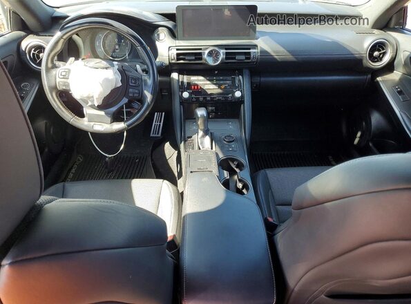 JTHGZ1E23M5021033 2021 LEXUS IS Серебряный Вид щитка приборов