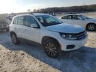 2017 Volkswagen Tiguan S Белый vin: WVGAV7AX3HK054124