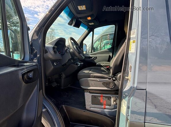 WD4PF1CD9KP123443 2019 MERCEDES-BENZ SPRINTER Blue Widok komory silnika