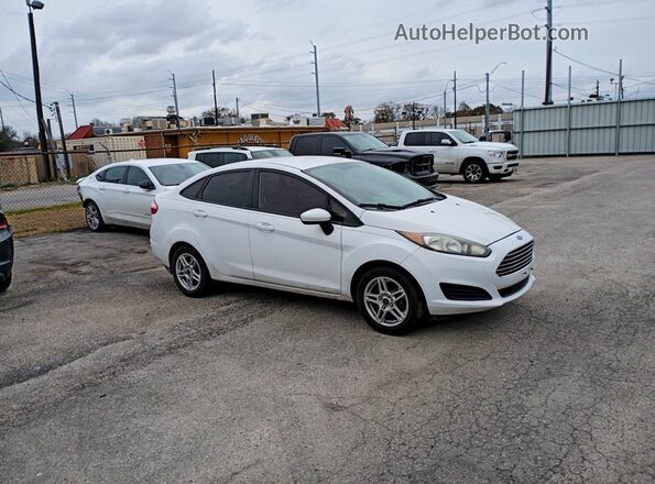 3FADP4BJ2KM110600 2019 FORD FIESTA White Передня ліва чверть