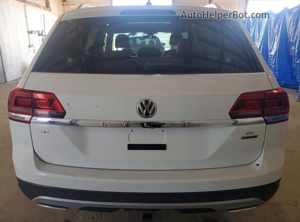 1V2UR2CA8KC504058 2019 VOLKSWAGEN ATLAS White Widok wnętrza z przodu