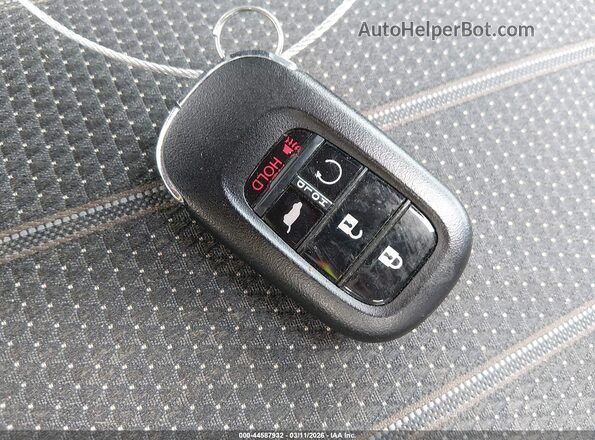 7FARS6H66TE019739 2026 HONDA CR-V HYBRID Синий Вид панели приборов