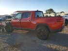 2022 Rivian R1t Adventure Red vin: 7FCTGAAA8NN013122