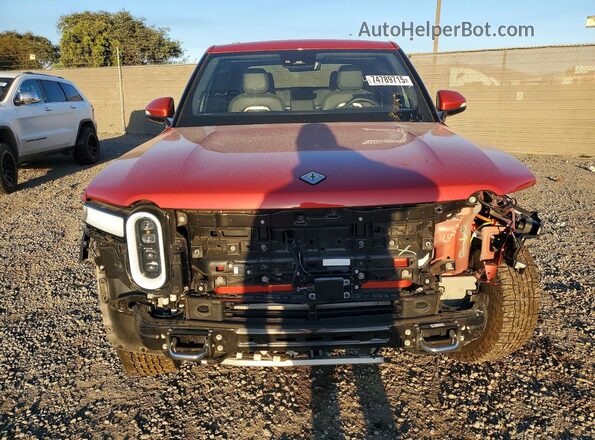 7FCTGAAA8NN013122 2022 RIVIAN R1T Red Front view
