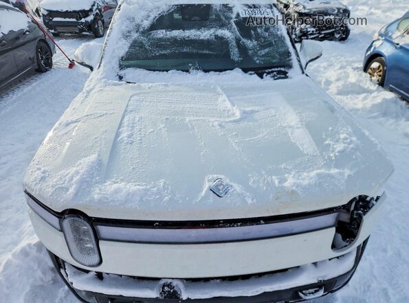 7FCTGAAA9NN013789 2022 RIVIAN R1T White Սալոնի հետևի տեսք