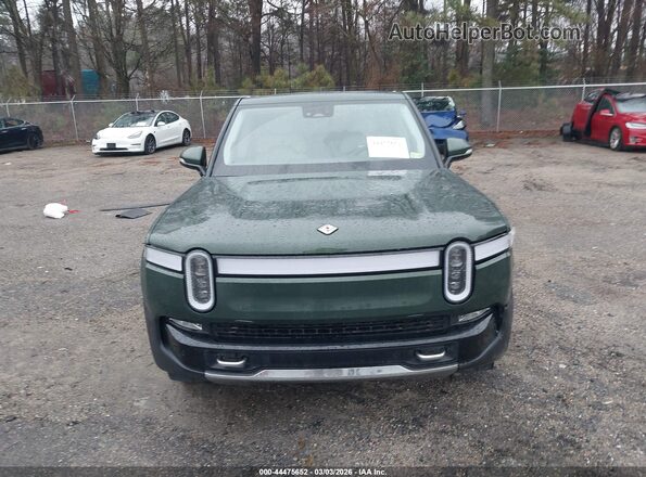 7FCTGAAA9NN015378 2022 RIVIAN R1T Green Rear interior view