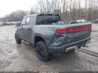 2024 Rivian R1t Adventure Dual Motor Large Pack/adventure Dual Motor Perf Large Pack Gray vin: 7FCTGBAA3RN033144