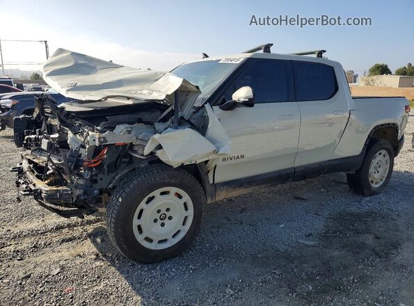 7FCTGCAA8SN041297 2025 RIVIAN R1T Beige Առջևի ձախ երեք քառորդ տեսարան
