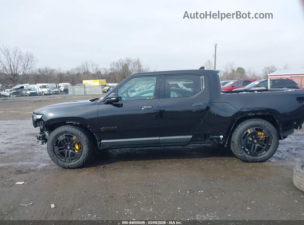7FCTGCAP0SN040102 2025 RIVIAN R1T Black 