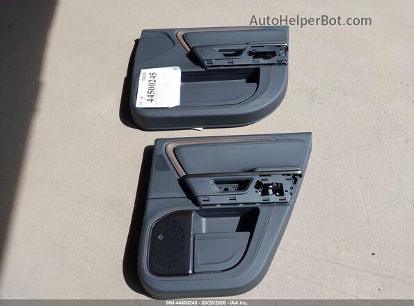 7FCTGCAP0SN040102 2025 RIVIAN R1T Black 