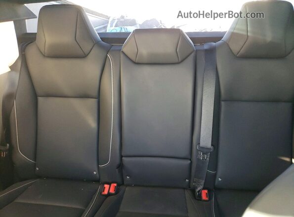 7G2CEHED4RA055388 2024 TESLA CYBERTRUCK Серый Вид задних сидений