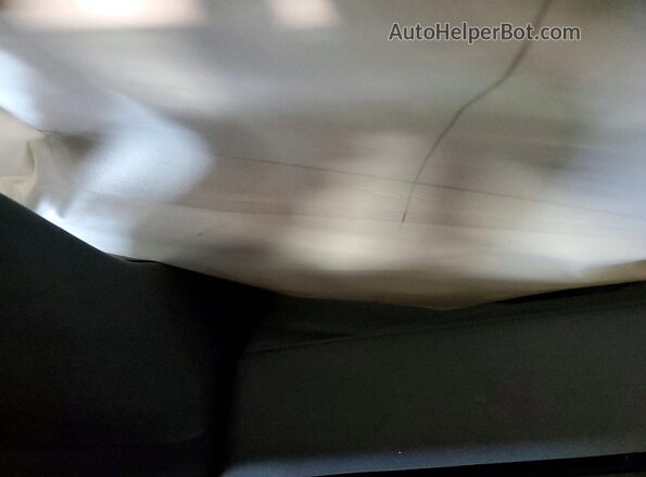 7G2CEHED6SA078564 2025 TESLA CYBERTRUCK Silver წინა პანელის ხედი