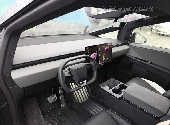 7G2CEHED8RA028338 2024 TESLA CYBERTRUCK Зеленый Панорамный вид салона 360°
