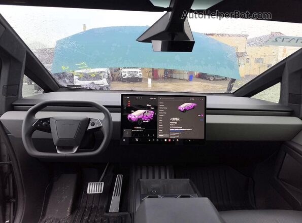7G2CEHED8RA028338 2024 TESLA CYBERTRUCK Зеленый Вид панели приборов