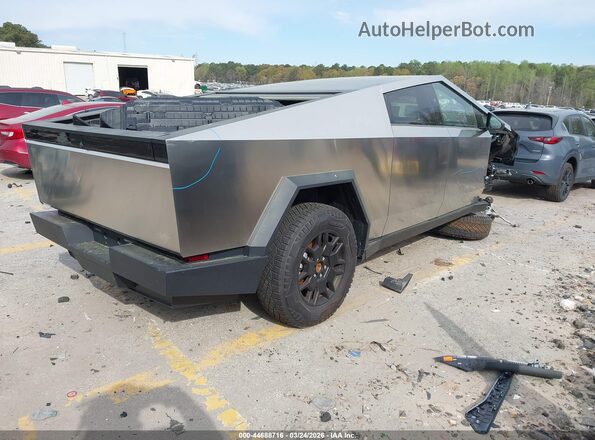 7G2CEHEE9SA075540 2025 TESLA CYBERTRUCK Silver Trasero derecho