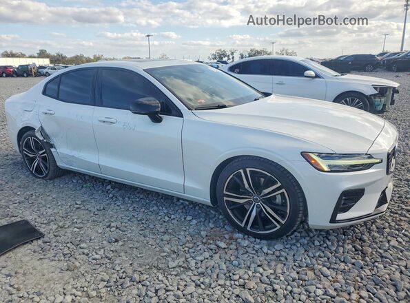 7JR102FM9MG095053 2021 VOLVO S60 White Delantero derecho