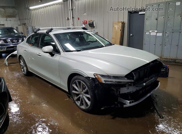 7JRA22TK7KG006333 2019 VOLVO S60 Silver Delantero derecho