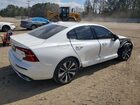 2022 Volvo S60 B5 Momentum Белый vin: 7JRL12FZ2NG160148