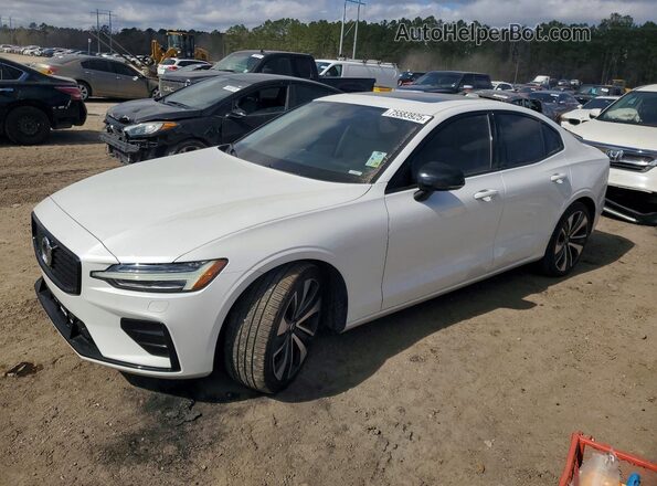 7JRL12FZ2NG160148 2022 VOLVO S60 Белый Передняя левая четверть