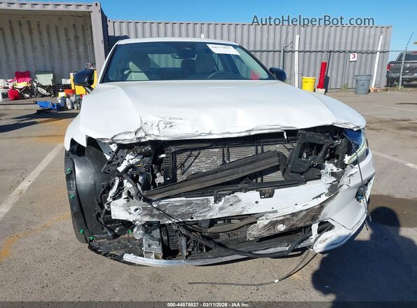 7JRL12TM6RG303097 2024 VOLVO S60 Белый Вид спереди