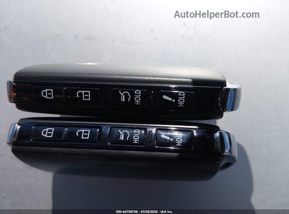7MMVAAEW8TN151231 2026 MAZDA CX-50 HYBRID Серый Вид панели приборов