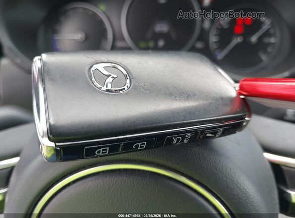 7MMVAAEW9SN130807 2025 MAZDA CX-50 HYBRID Красный Вид панели приборов