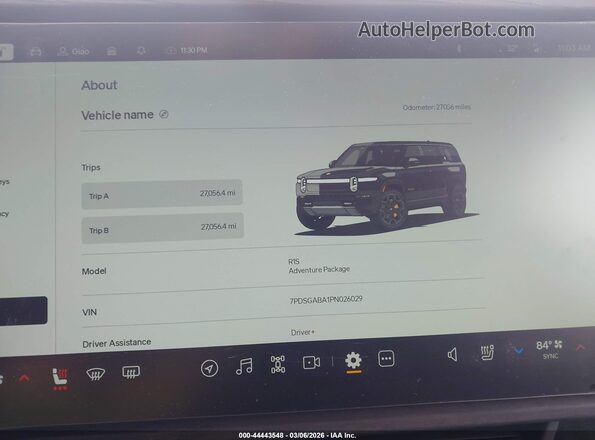 7PDSGABA1PN026029 2023 RIVIAN R1S Черный Вид задних сидений