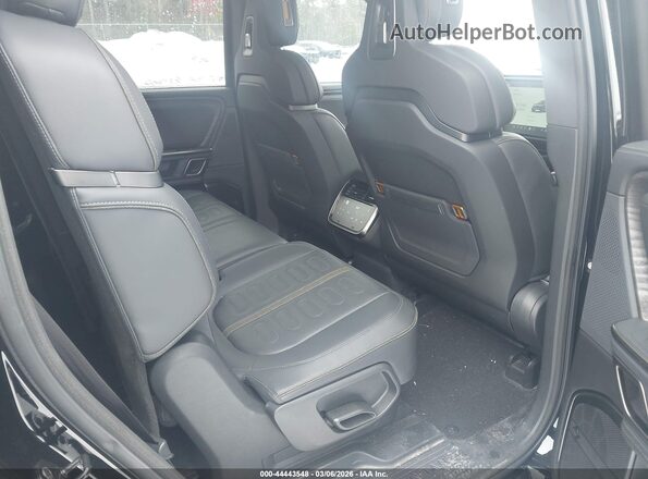 7PDSGABA1PN026029 2023 RIVIAN R1S Черный Вид наклейки с VIN-кодом