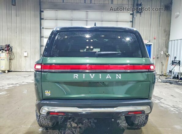 7PDSGABA2PN013578 2023 RIVIAN R1S Зеленый Вид сзади