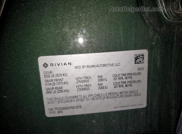 7PDSGABA2PN013578 2023 RIVIAN R1S Зеленый Вид наклейки с VIN-кодом