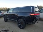 2024 Rivian R1s Adventure Черный vin: 7PDSGABA2RN035910