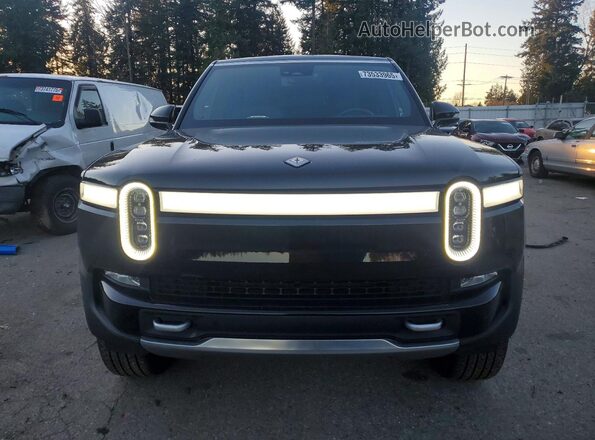 7PDSGABA2RN035910 2024 RIVIAN R1S Черный Вид спереди