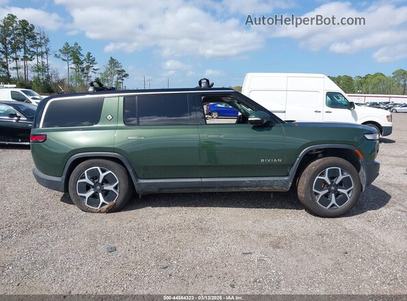 7PDSGABA4RN035584 2024 RIVIAN R1S Green Widok wnętrza z tyłu