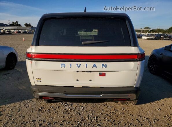 7PDSGABA6PN018816 2023 RIVIAN R1S Белый Вид сзади