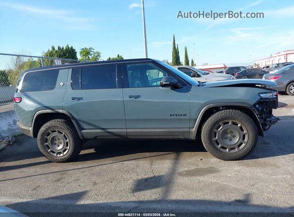 7PDSGABP0TN078721 2026 RIVIAN R1S Зеленый Вид задней части салона
