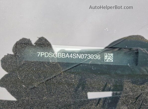 7PDSGBBA4SN073036 2025 RIVIAN R1S Gray VIN sticker view