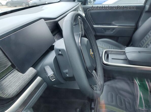 7PDSGBBA4SN073036 2025 RIVIAN R1S Gray Dashboard view