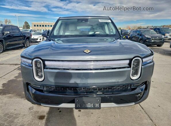 7PDSGBBA9SN066275 2025 RIVIAN R1S Gray Widok z przodu
