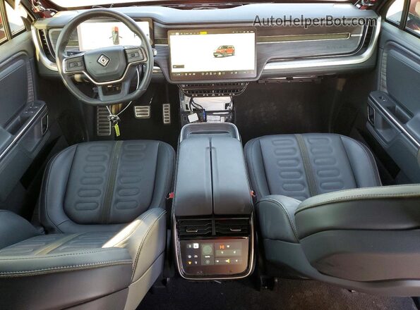 7PDSGCBA1RN029852 2024 RIVIAN R1S Maroon Dashboard view