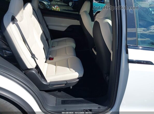 7SAXCAE5XPF402154 2023 TESLA MODEL X Белый Вид наклейки с VIN-кодом