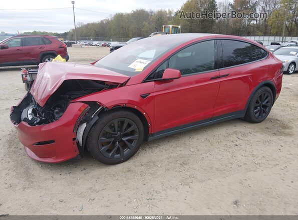 7SAXCBE50NF360550 2022 TESLA MODEL X Бордовый Передняя левая четверть