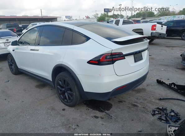 7SAXCBE58RF448784 2024 TESLA MODEL X White Trasero izquierdo