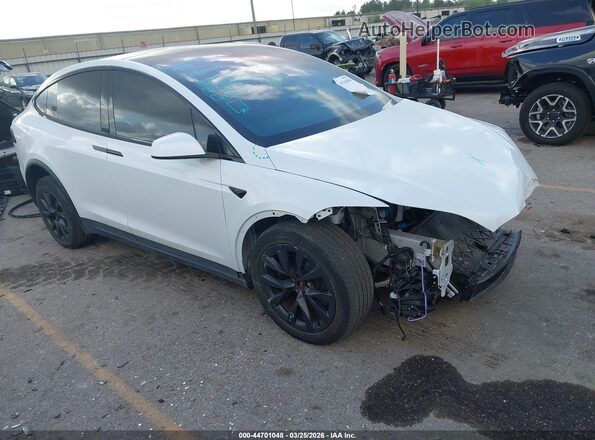 7SAXCBE58RF448784 2024 TESLA MODEL X White Delantero derecho
