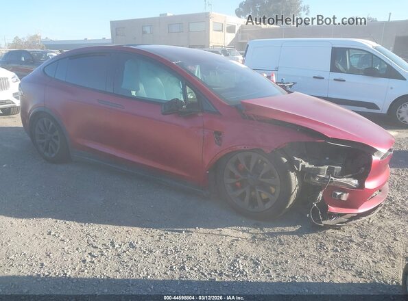 7SAXCBE64RF440576 2024 TESLA MODEL X Бордовый Передняя правая четверть