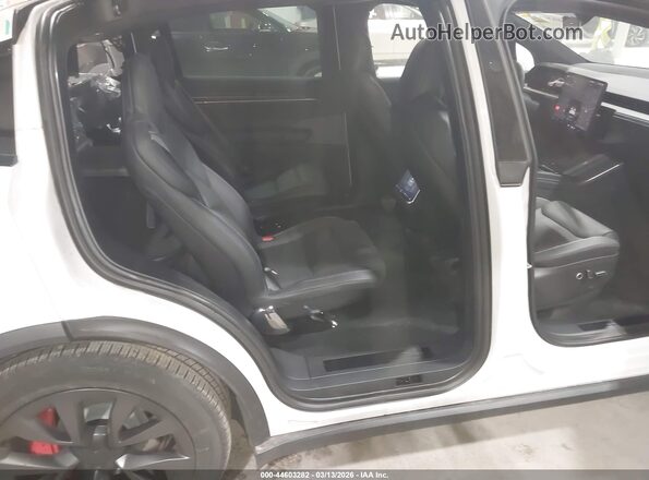 7SAXCBE6XSF469957 2025 TESLA MODEL X Белый Вид наклейки с VIN-кодом