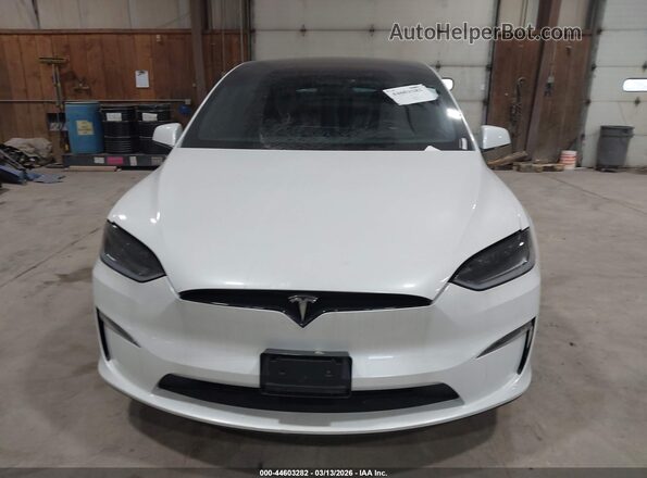 7SAXCBE6XSF469957 2025 TESLA MODEL X Белый Вид задней части салона
