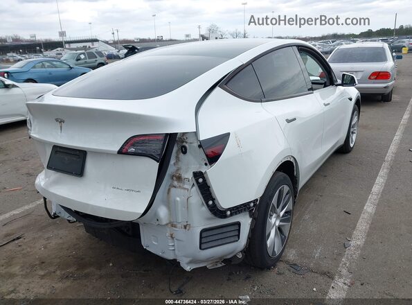 7SAYGAEE3NF544920 2022 TESLA MODEL Y White Задня права чверть